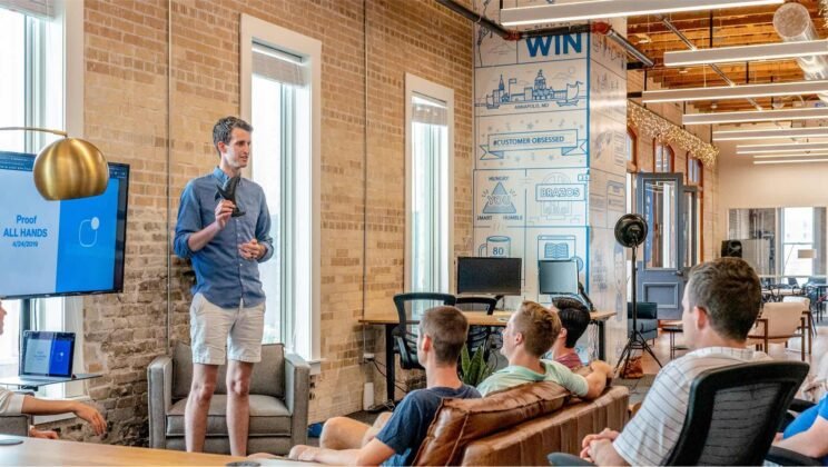 Building a Powerful Online Presence for Your Startup